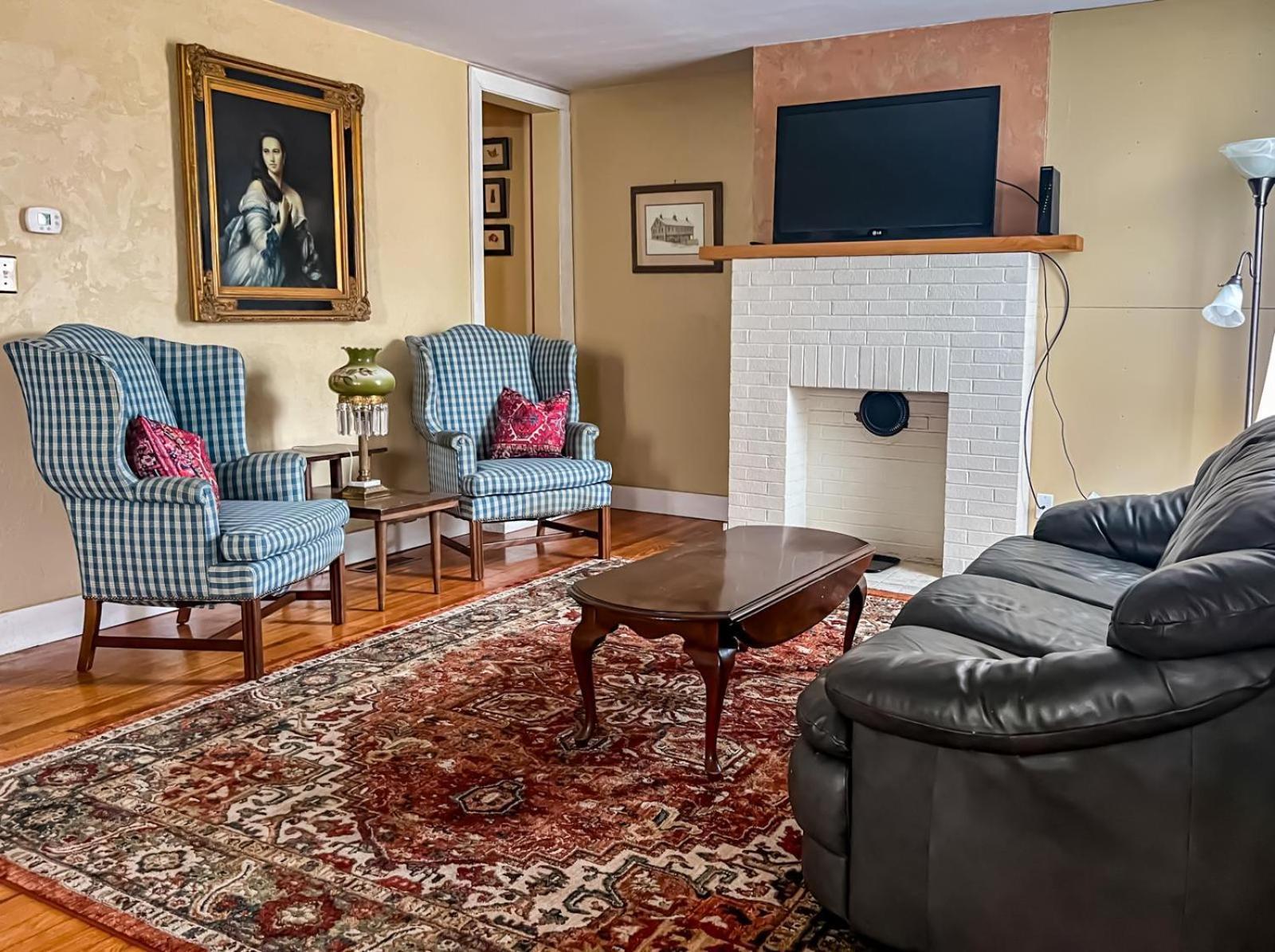Historic Downtown Gem Holiday home *